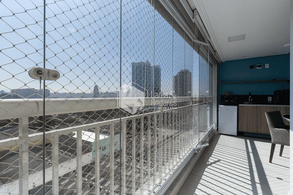 Apartamento à venda com 3 quartos, 100m² - Foto 1