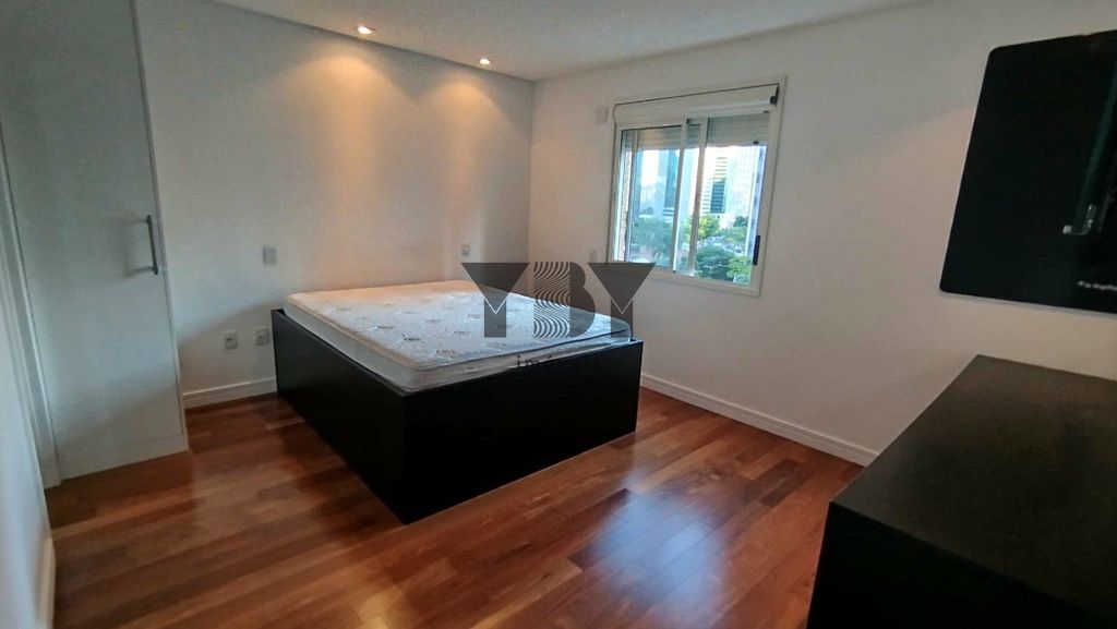 Apartamento à venda com 1 quarto, 93m² - Foto 29