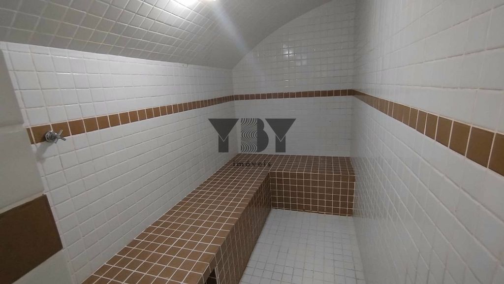 Apartamento à venda com 1 quarto, 93m² - Foto 2