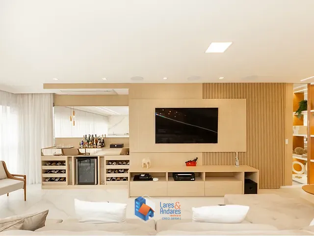 Apartamento 3 quartos e 4 banheiros, à venda, no bairro Vila Dom Pedro I em São Paulo