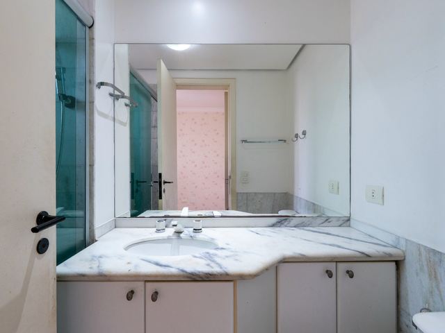 Foto do Apartamento - Apartamento à venda 4 Quartos 3 Suites 3 Vagas 173M² Vila Andrade São Paulo - SP | Lares e Andares Imóveis