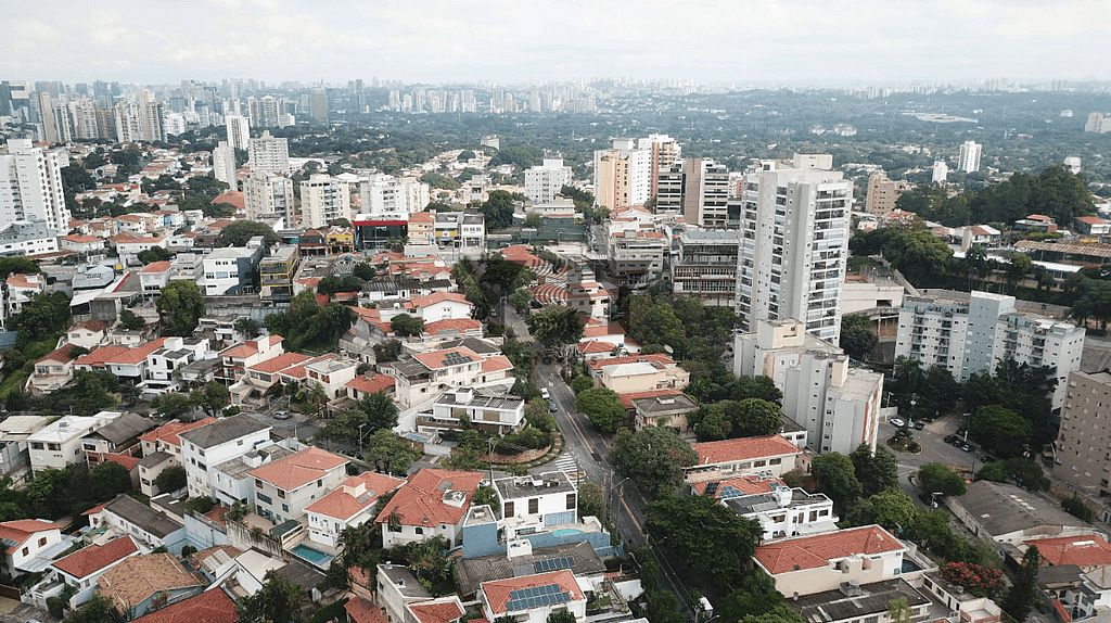 Casa à venda com 4 quartos, 300m² - Foto 54