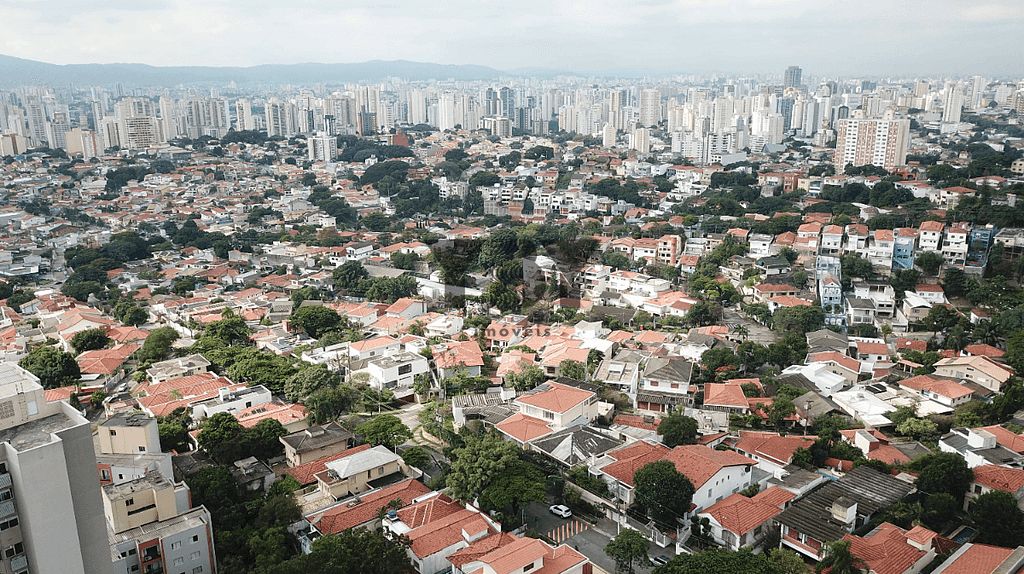 Casa à venda com 4 quartos, 300m² - Foto 50