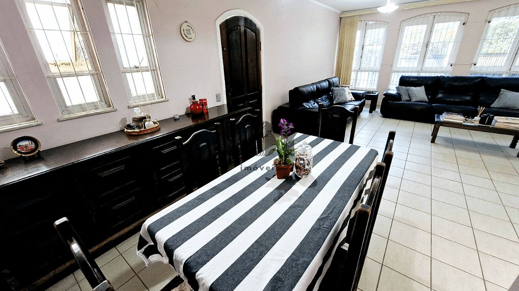 Casa à venda com 4 quartos, 300m² - Foto 48