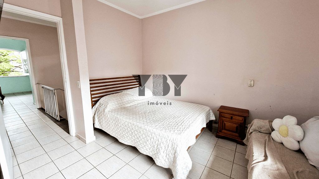 Casa à venda com 4 quartos, 300m² - Foto 18