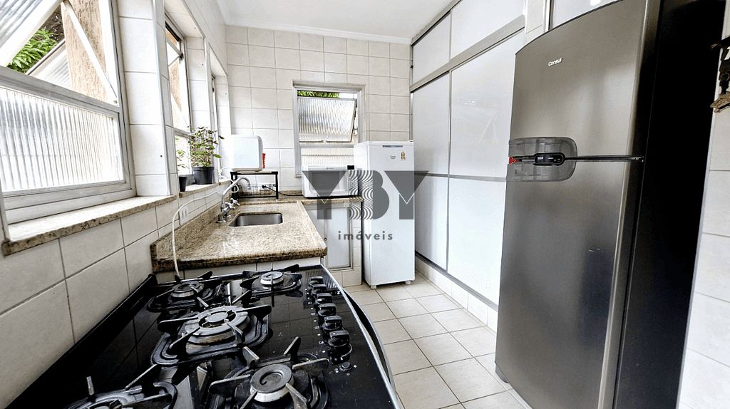 Casa à venda com 4 quartos, 300m² - Foto 11