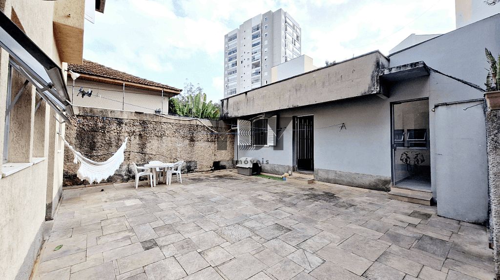 Casa à venda com 4 quartos, 300m² - Foto 4