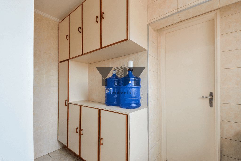 Apartamento à venda com 2 quartos, 81m² - Foto 4
