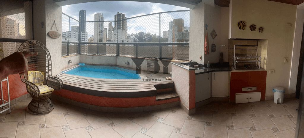 Apartamento à venda com 3 quartos, 230m² - Foto 1