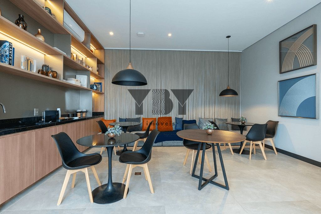 Apartamento à venda com 3 quartos, 132m² - Foto 2