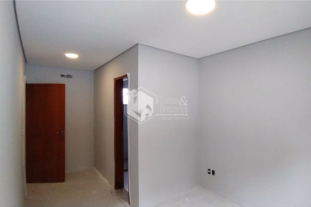Casa, 3 quartos, 141 m² - Foto 4