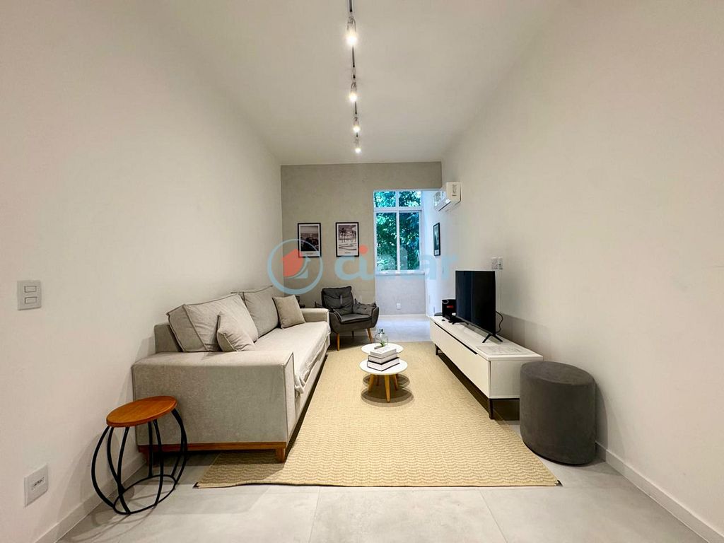 Apartamento à venda com 2 quartos, 70m² - Foto 29