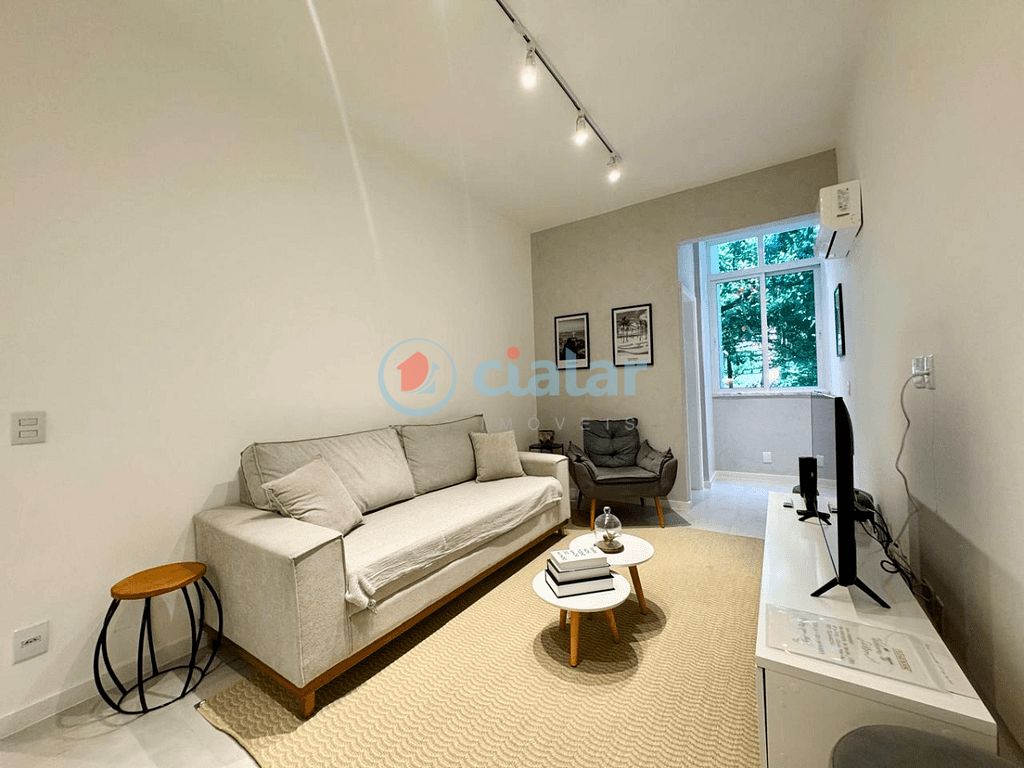 Apartamento à venda com 2 quartos, 70m² - Foto 28