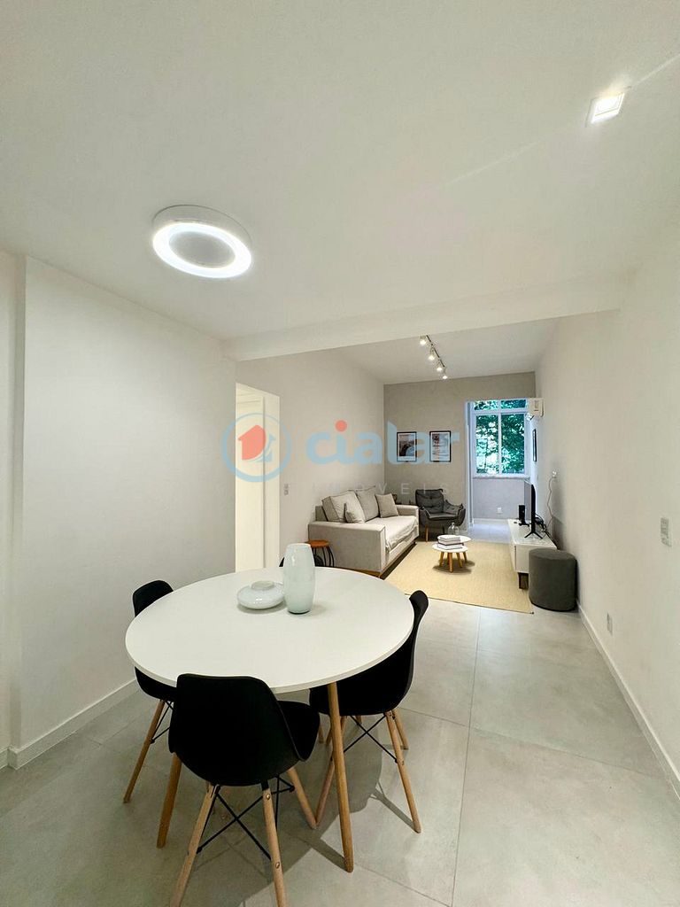 Apartamento à venda com 2 quartos, 70m² - Foto 20