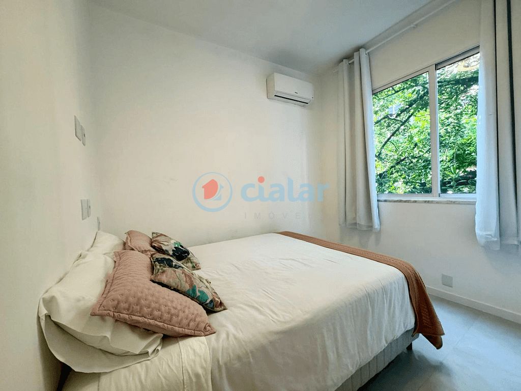 Apartamento à venda com 2 quartos, 70m² - Foto 15