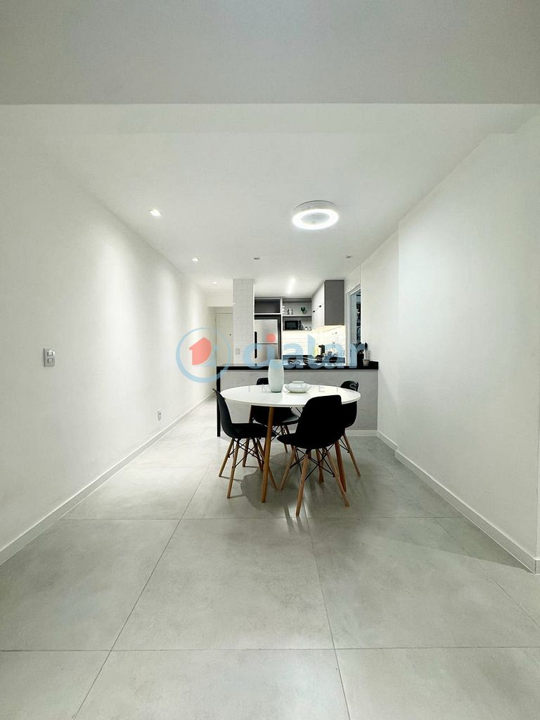 Apartamento à venda com 2 quartos, 70m² - Foto 5