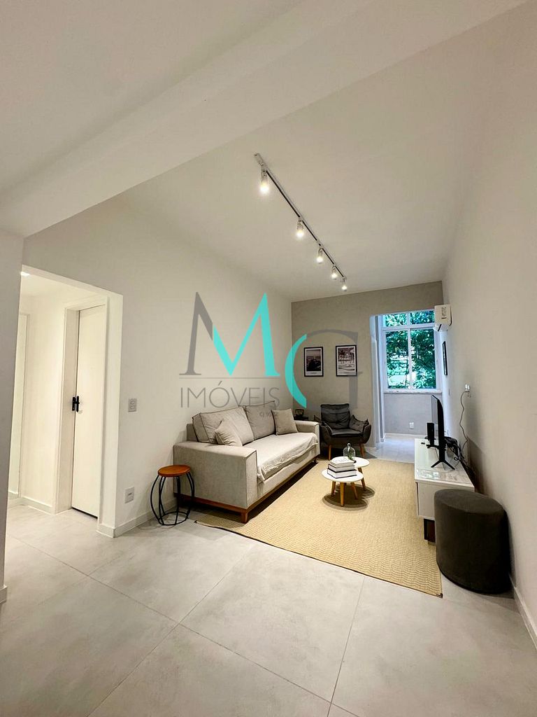 Apartamento à venda com 2 quartos, 70m² - Foto 21