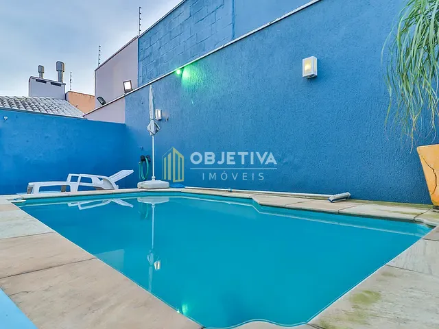 Casa 3 quartos e 3 banheiros, à venda, no bairro Hípica em Porto Alegre