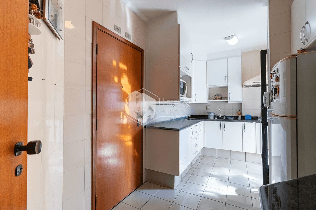 Apartamento à venda com 3 quartos, 97m² - Foto 34