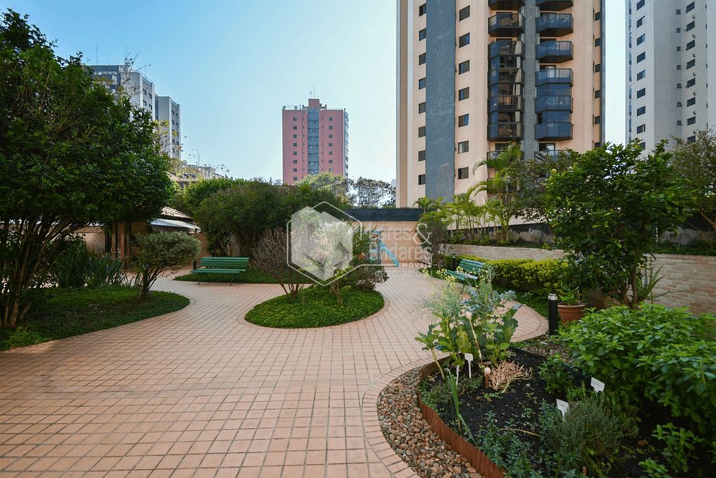 Apartamento à venda com 3 quartos, 97m² - Foto 18