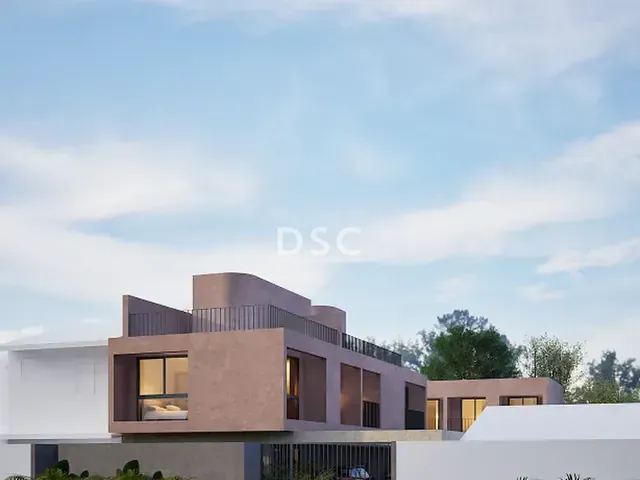 Casa 3 quartos e 4 banheiros, à venda, no bairro Pilarzinho em Curitiba