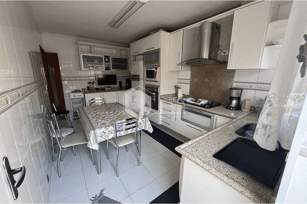 Casa à venda com 2 quartos, 97m² - Foto 6