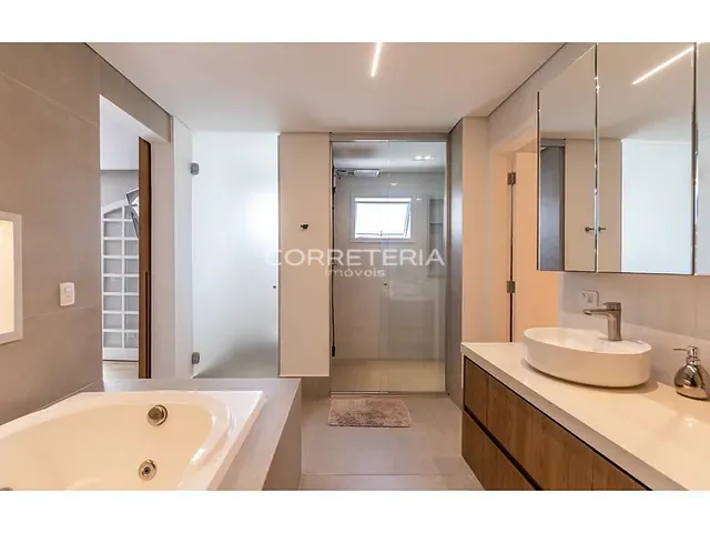 Casa 4 quartos e 4 banheiros, à venda, no bairro Planalto Paulista em São Paulo