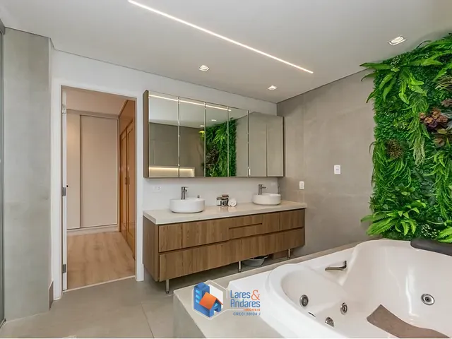 Casa 4 quartos e 4 banheiros, à venda, no bairro Planalto Paulista em São Paulo
