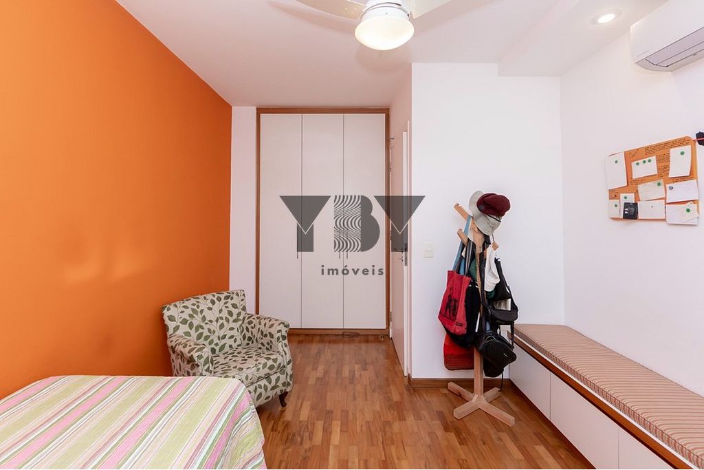 Apartamento à venda com 3 quartos, 169m² - Foto 5