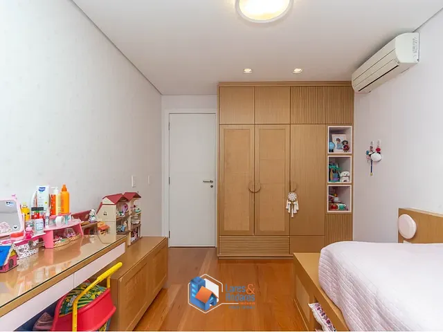 Apartamento 3 quartos e 3 banheiros, à venda, no bairro Itaim Bibi em São Paulo