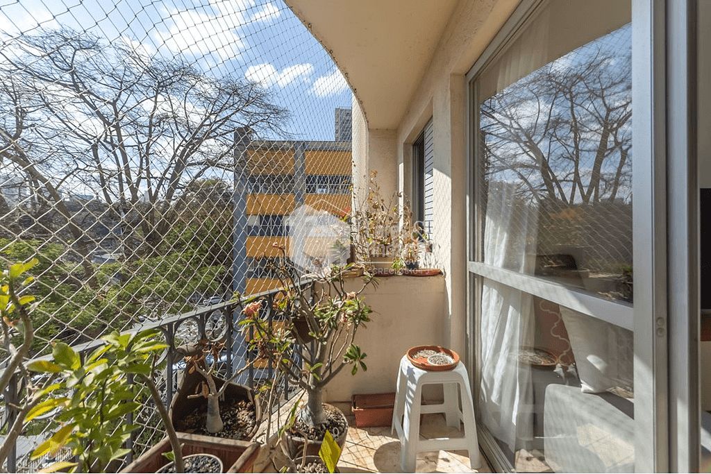 Apartamento à venda com 3 quartos, 98m² - Foto 27
