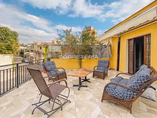 Casa 3 quartos e 4 banheiros, à venda, no bairro Alto de Pinheiros em São Paulo
