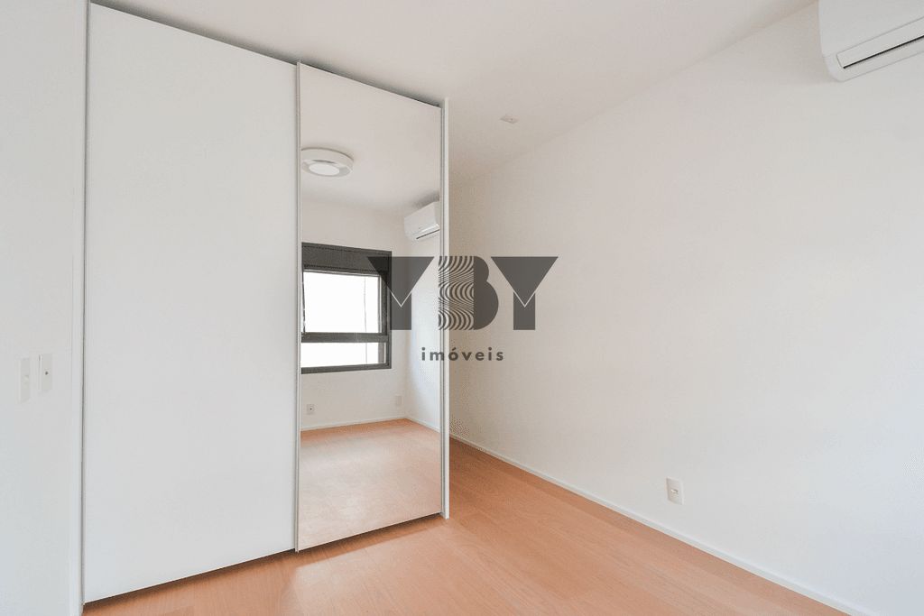 Apartamento à venda com 3 quartos, 244m² - Foto 9