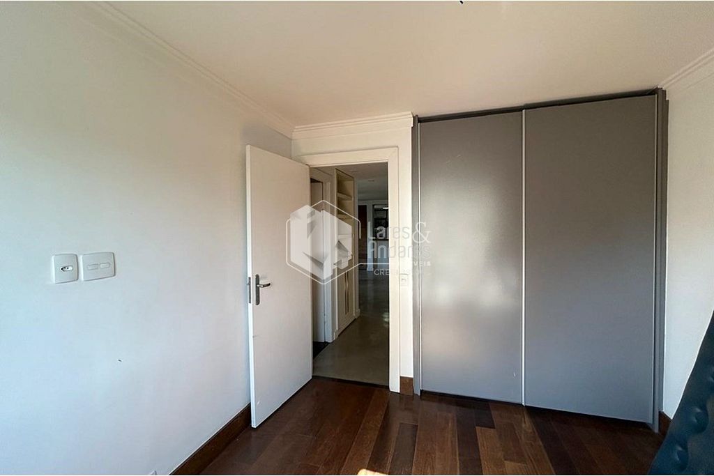 Apartamento à venda com 2 quartos, 104m² - Foto 19