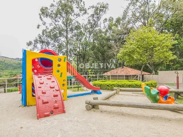 Apartamento 2 quartos e 1 banheiro, à venda, no bairro Jardim Carvalho em Porto Alegre