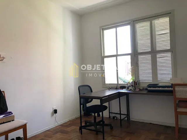 Apartamento 2 quartos e 2 banheiros, à venda, no bairro Bom Fim em Porto Alegre
