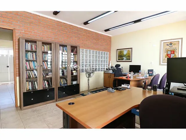 Casa 3 quartos e 5 banheiros, à venda, no bairro Jardim Aeroporto em São Paulo
