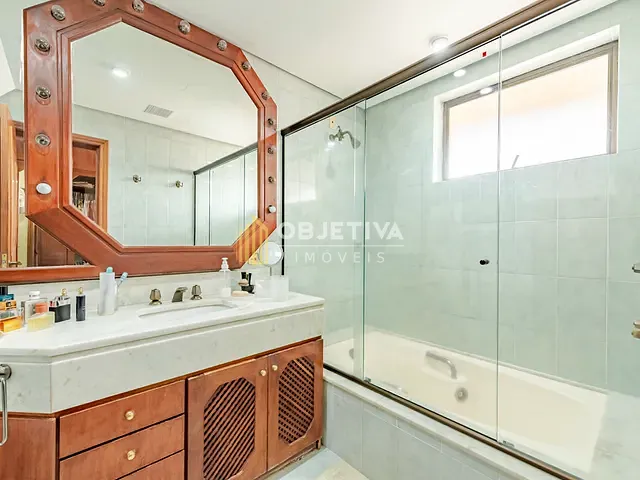 Cobertura / Penthouse 4 quartos e 11 banheiros, à venda, no bairro Bela Vista em Porto Alegre