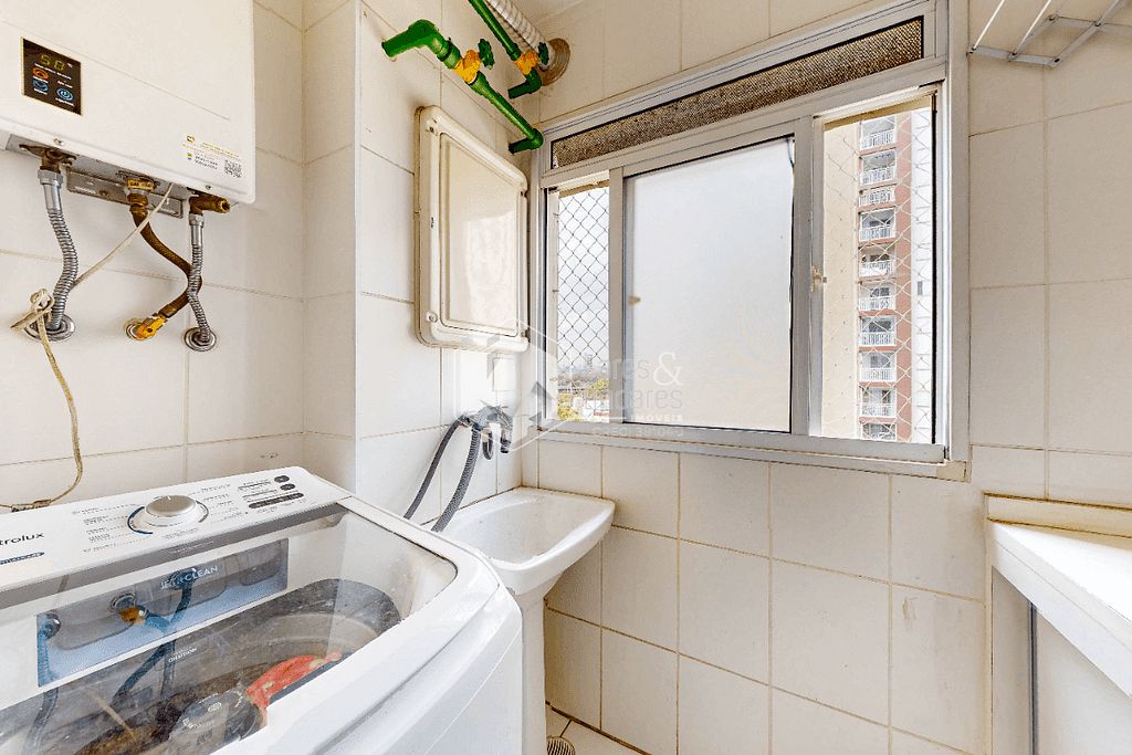 Apartamento à venda com 2 quartos, 62m² - Foto 32
