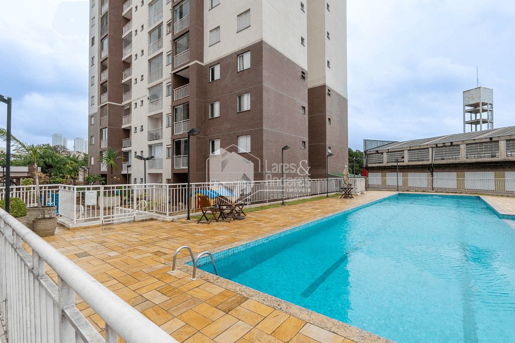 Apartamento à venda com 2 quartos, 62m² - Foto 2
