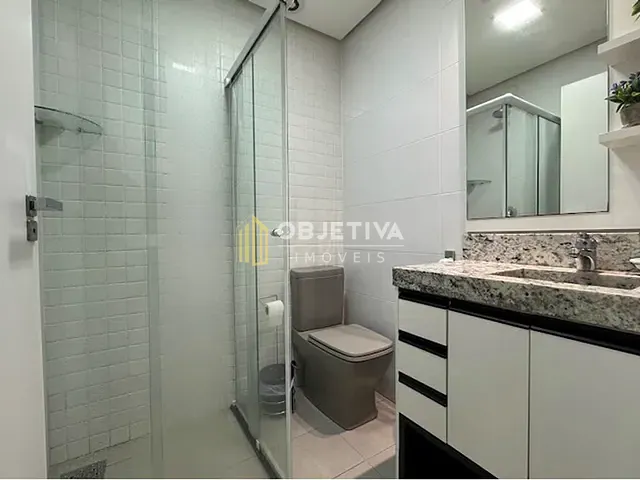 Apartamento 1 quarto e 1 banheiro, à venda, no bairro Menino Deus em Porto Alegre