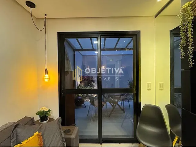 Apartamento 1 quarto e 1 banheiro, à venda, no bairro Menino Deus em Porto Alegre