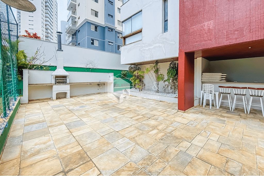 Apartamento à venda com 3 quartos, 176m² - Foto 32