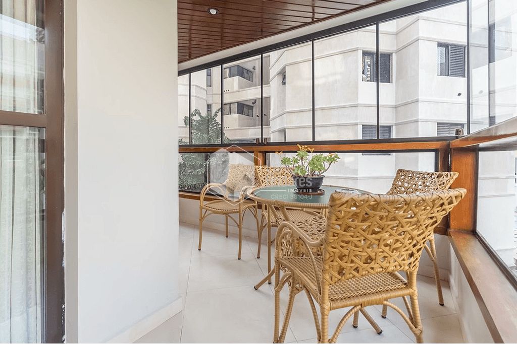 Apartamento à venda com 3 quartos, 176m² - Foto 55