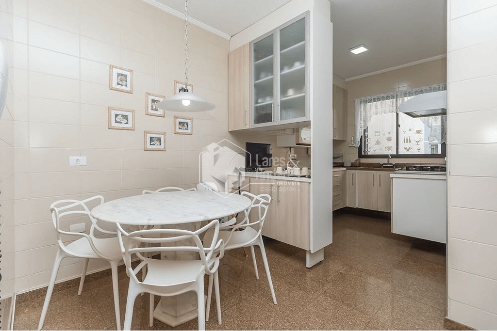Apartamento à venda com 3 quartos, 176m² - Foto 7