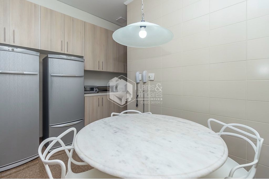 Apartamento à venda com 3 quartos, 176m² - Foto 9