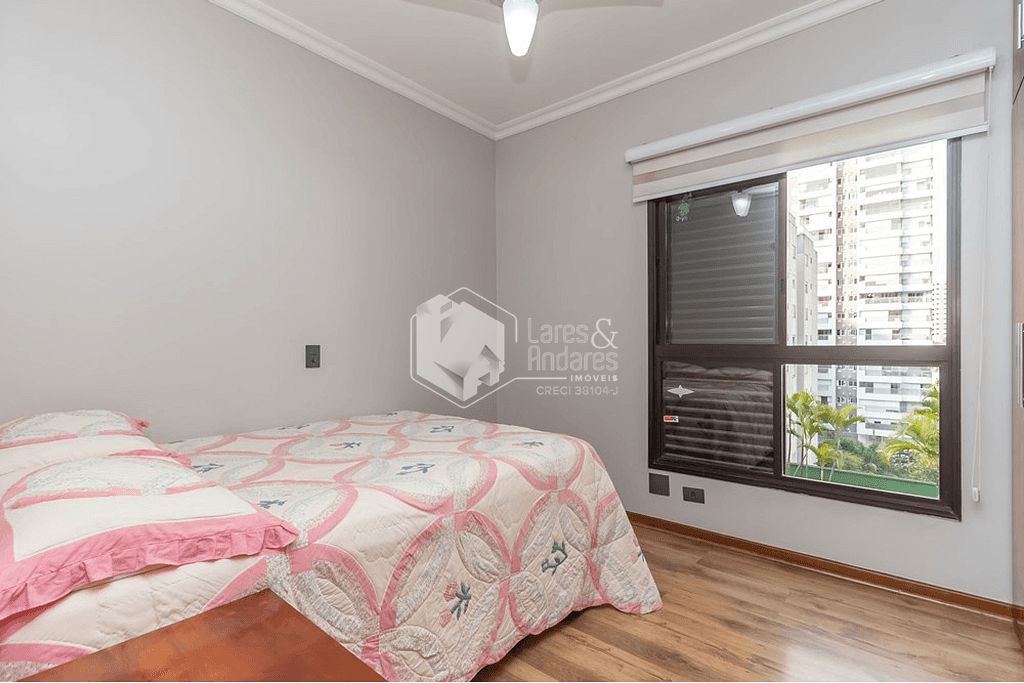 Apartamento à venda com 3 quartos, 176m² - Foto 13