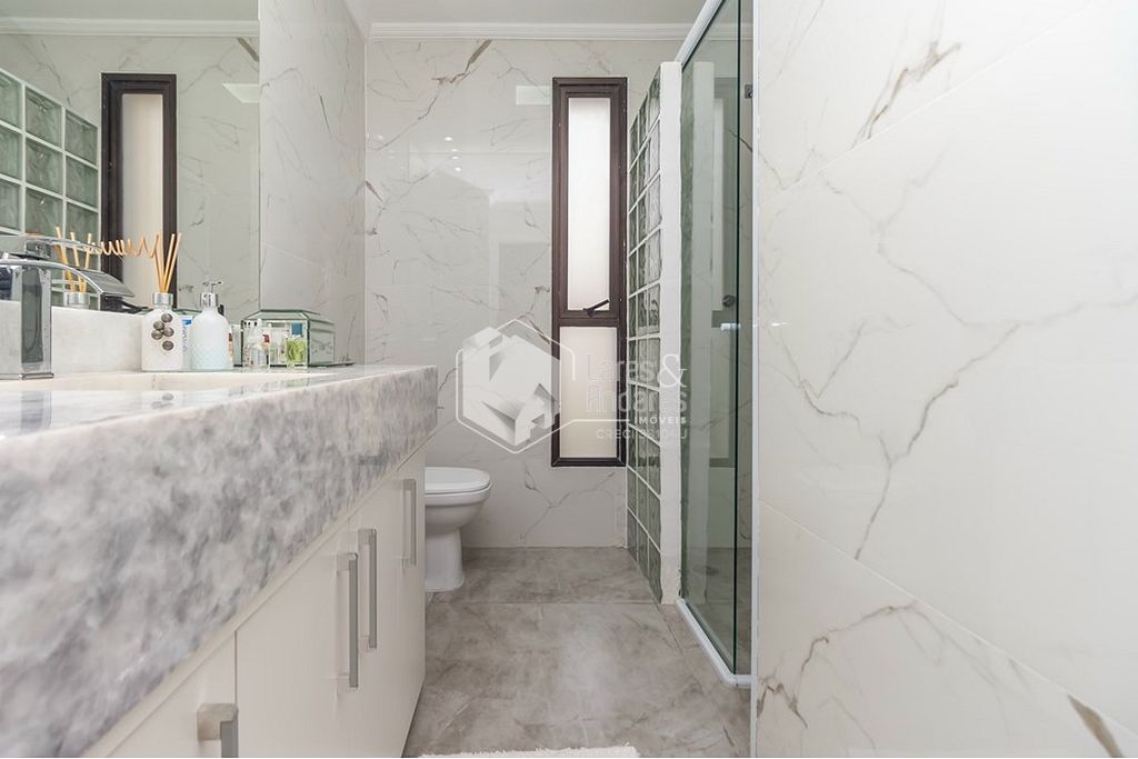Apartamento à venda com 3 quartos, 176m² - Foto 28