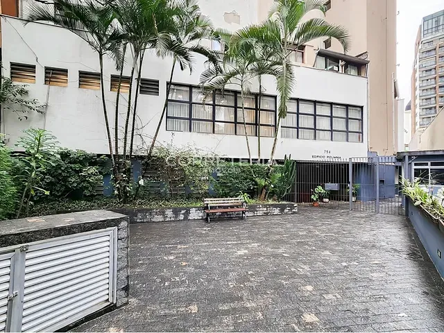 Apartamento 2 quartos e 1 banheiro, à venda, no bairro Vila Nova Conceição em São Paulo