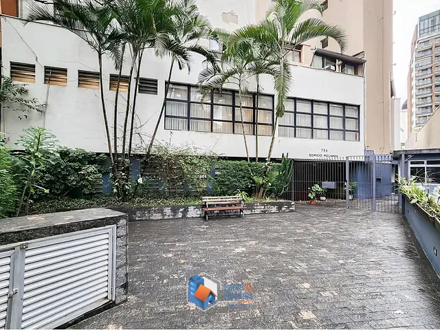 Apartamento 2 quartos e 1 banheiro, à venda, no bairro Vila Nova Conceição em São Paulo